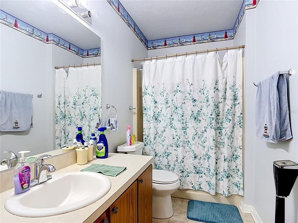 For Sale: $265,000 (3 beds, 2 baths, 1322 Square Feet)