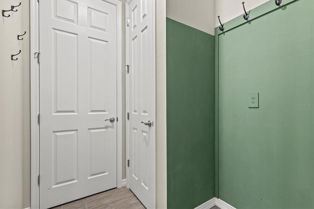 For Sale: $399,000 (3 beds, 2 baths, 1816 Square Feet)