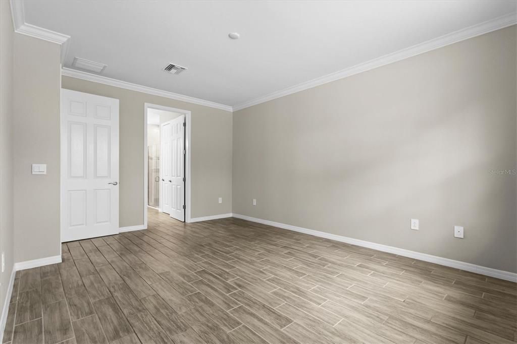 For Sale: $399,000 (3 beds, 2 baths, 1816 Square Feet)