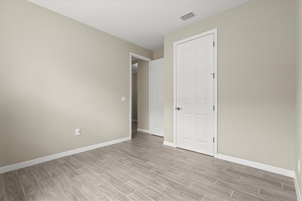 For Sale: $399,000 (3 beds, 2 baths, 1816 Square Feet)