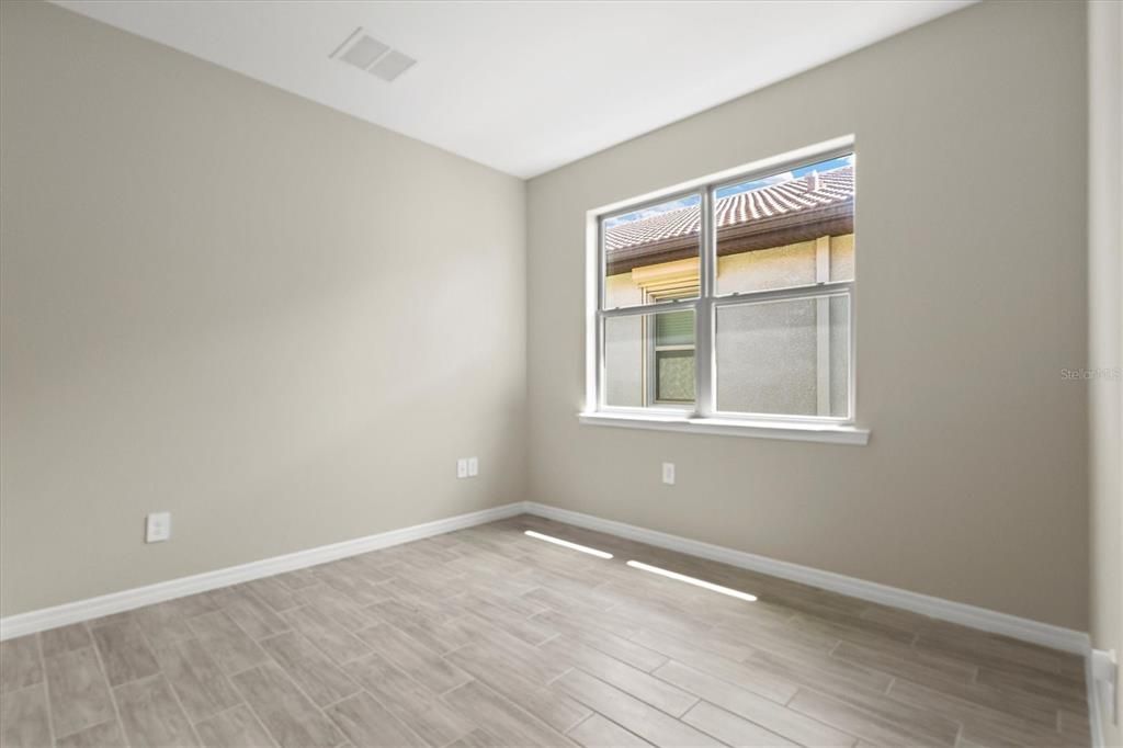 For Sale: $399,000 (3 beds, 2 baths, 1816 Square Feet)