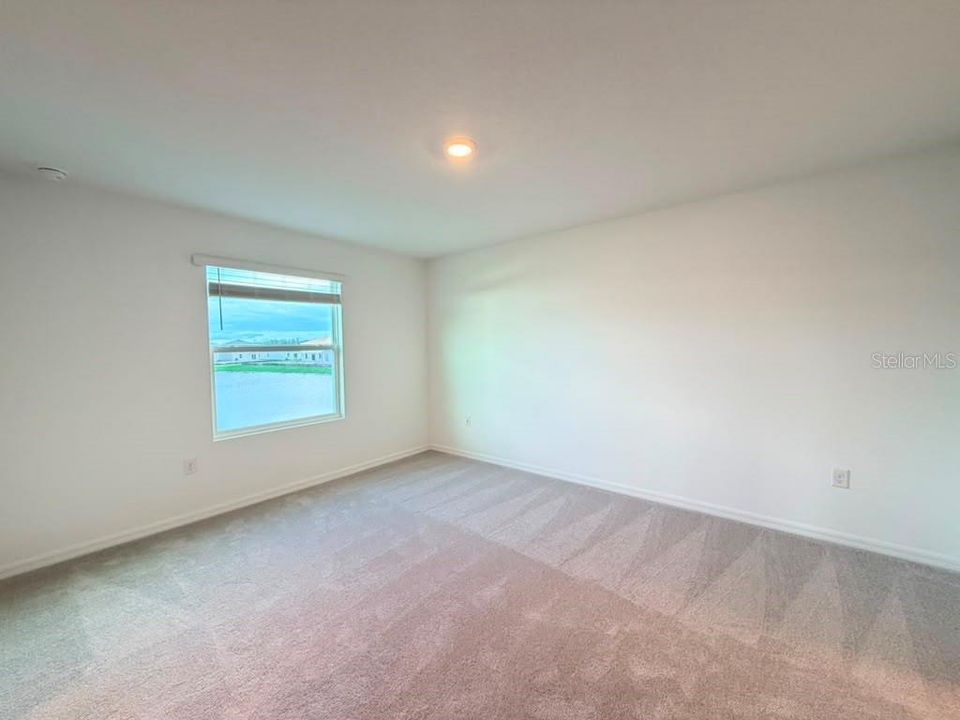 В аренду: $2,700 (5 спален, 3 ванн, 2287 Квадратных фут)
