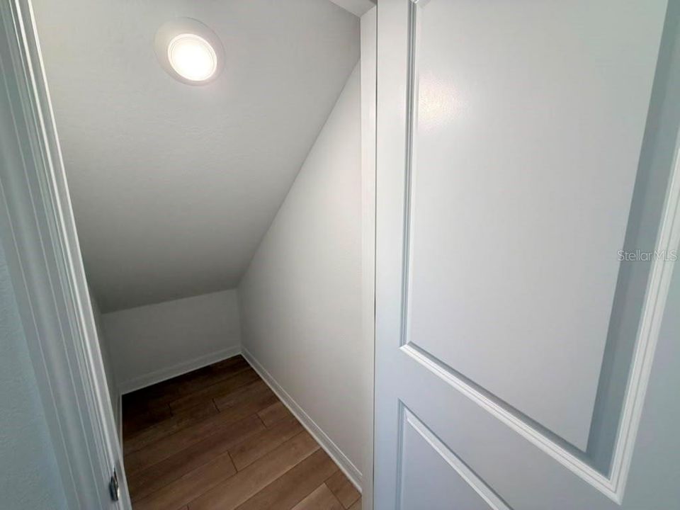 В аренду: $2,700 (5 спален, 3 ванн, 2287 Квадратных фут)