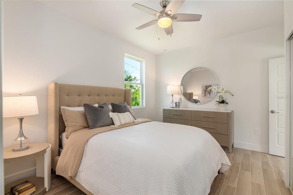 For Sale: $279,900 (2 beds, 2 baths, 1344 Square Feet)