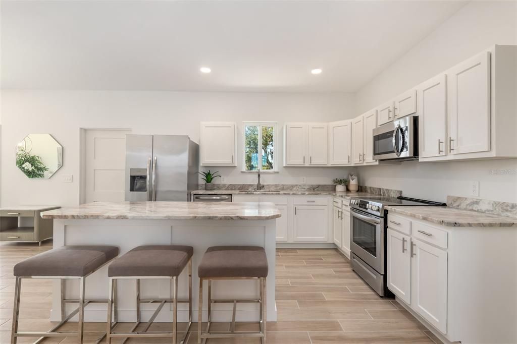 For Sale: $279,900 (2 beds, 2 baths, 1344 Square Feet)