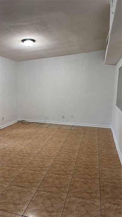 For Sale: $280,000 (3 beds, 2 baths, 1497 Square Feet)