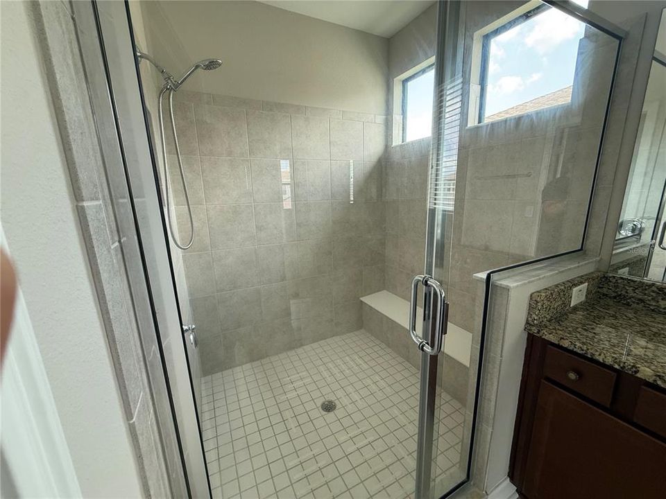 For Rent: $3,300 (4 beds, 3 baths, 2379 Square Feet)