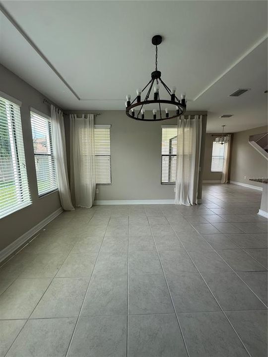 For Rent: $3,300 (4 beds, 3 baths, 2379 Square Feet)