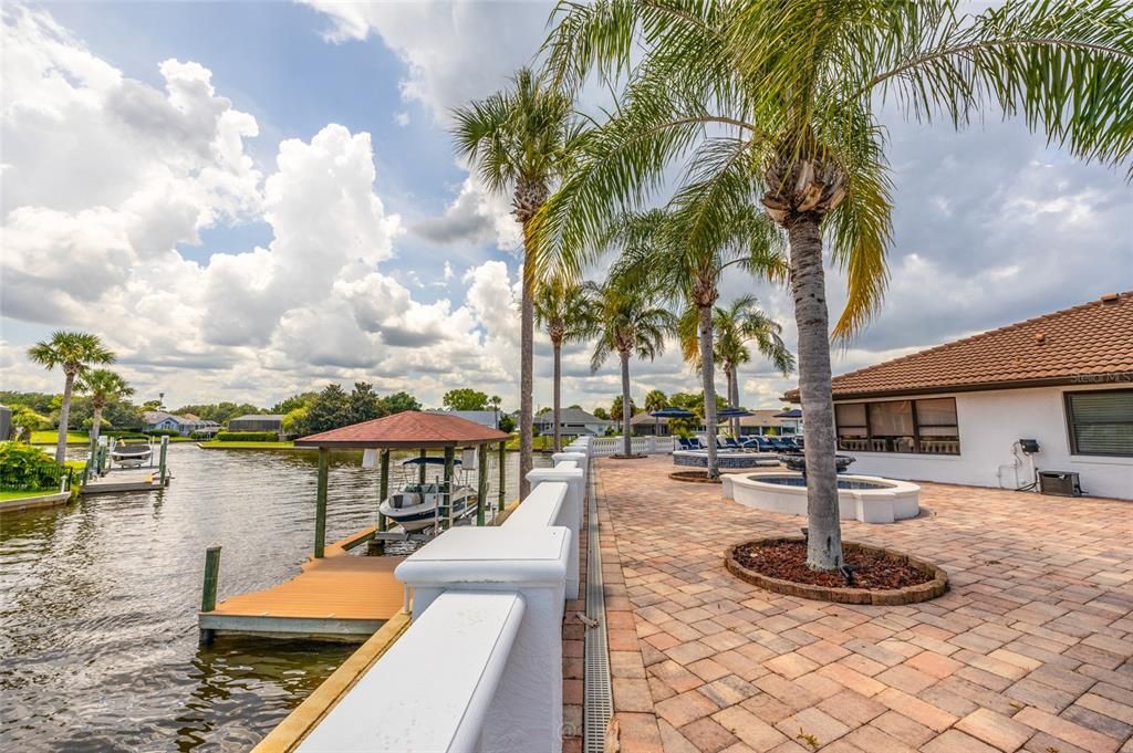 For Sale: $1,050,000 (3 beds, 2 baths, 2484 Square Feet)