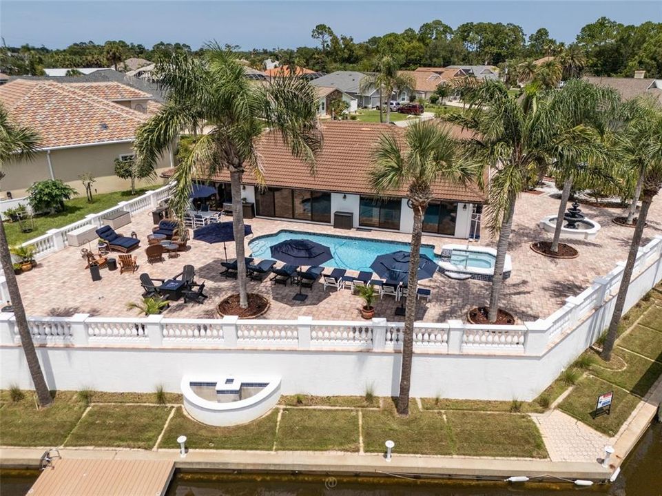 For Sale: $1,050,000 (3 beds, 2 baths, 2484 Square Feet)