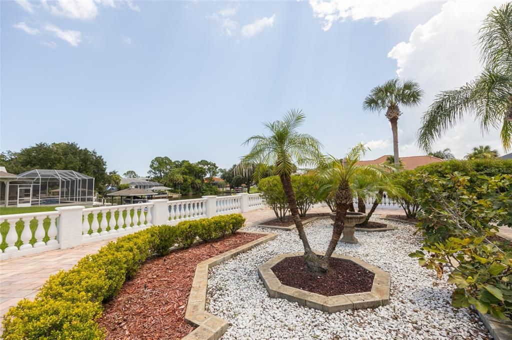 For Sale: $1,050,000 (3 beds, 2 baths, 2484 Square Feet)