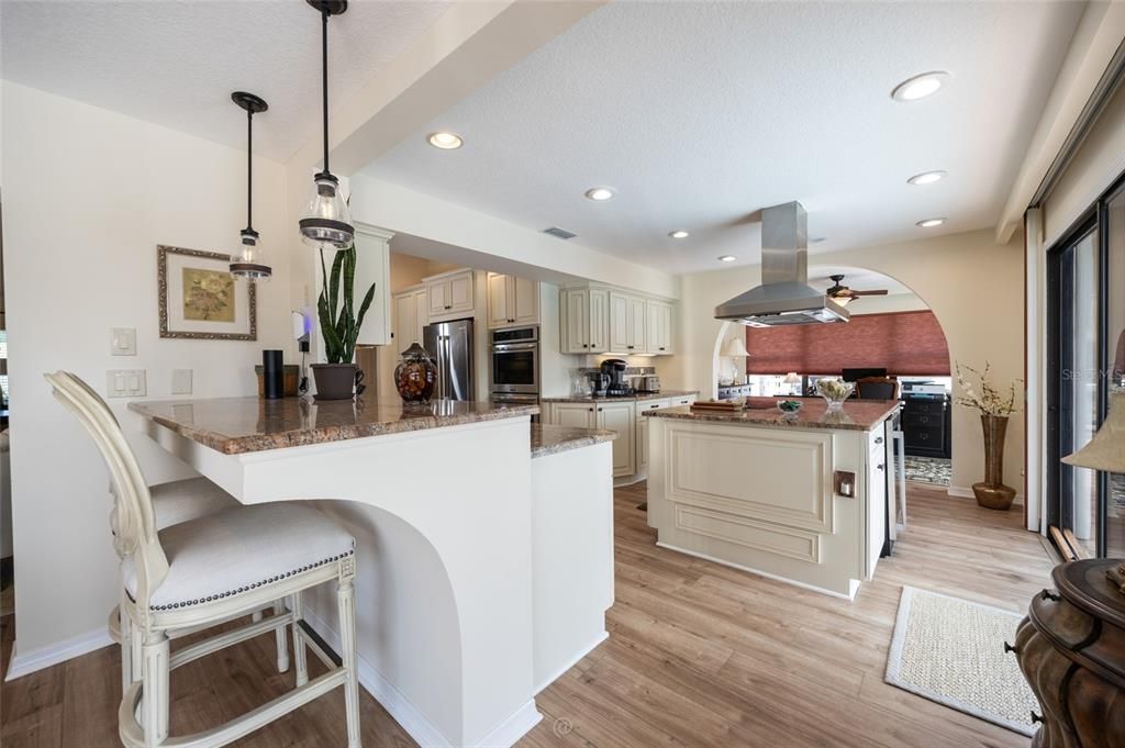 For Sale: $1,050,000 (3 beds, 2 baths, 2484 Square Feet)