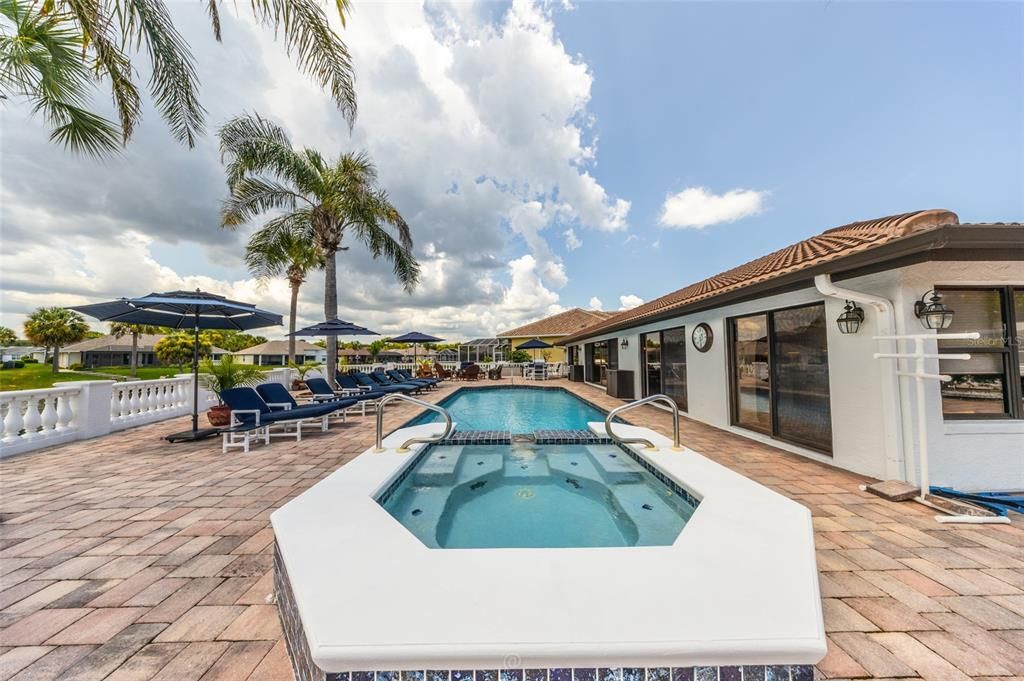 For Sale: $1,050,000 (3 beds, 2 baths, 2484 Square Feet)