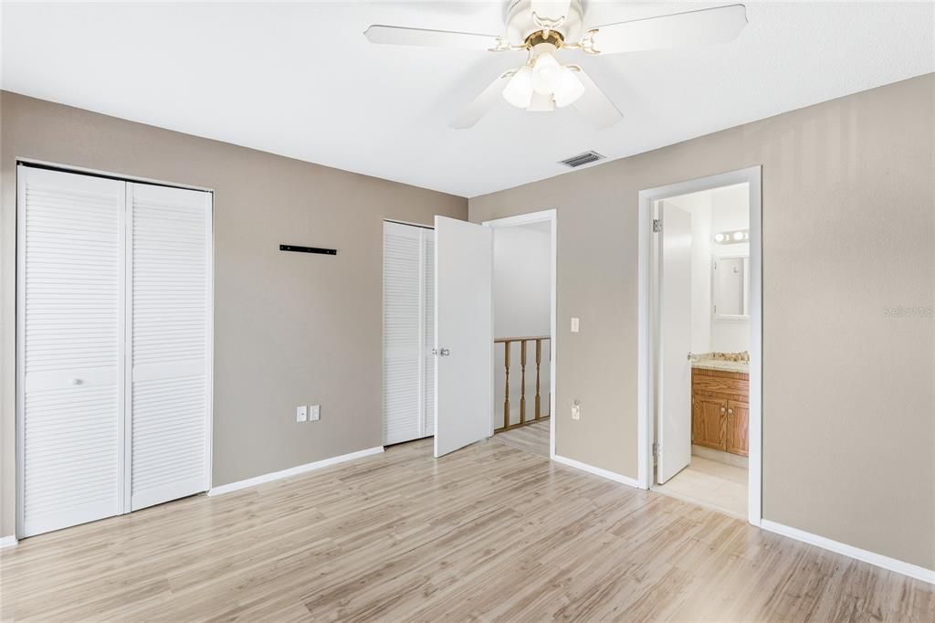 For Sale: $145,000 (2 beds, 2 baths, 1104 Square Feet)