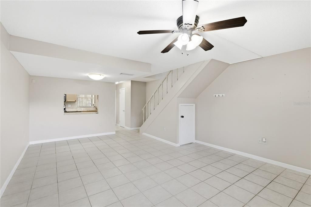 For Sale: $145,000 (2 beds, 2 baths, 1104 Square Feet)