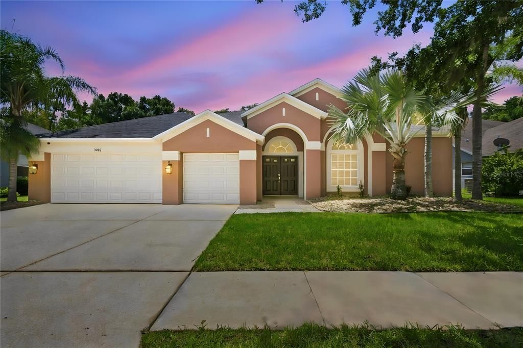 For Sale: $600,000 (4 beds, 3 baths, 2788 Square Feet)