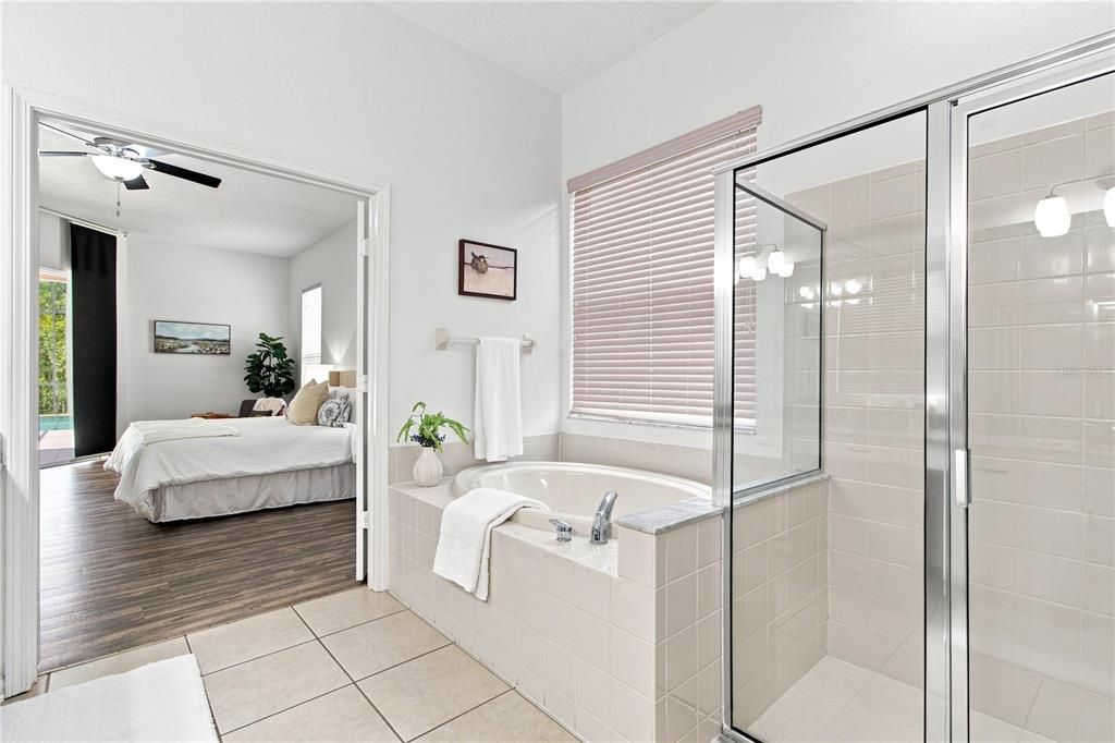 For Sale: $600,000 (4 beds, 3 baths, 2788 Square Feet)