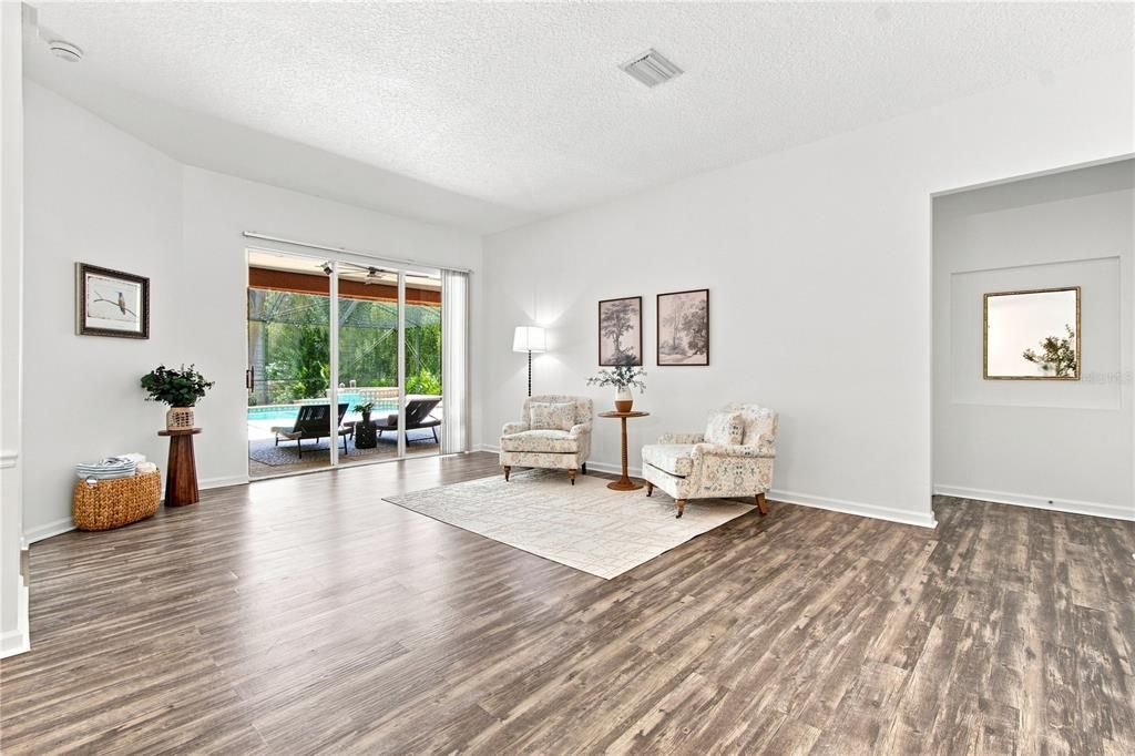 For Sale: $600,000 (4 beds, 3 baths, 2788 Square Feet)