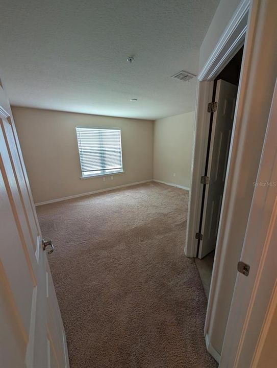 For Rent: $1,600 (3 beds, 2 baths, 1228 Square Feet)