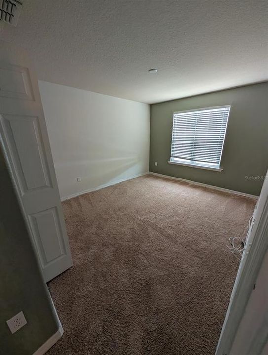 For Rent: $1,600 (3 beds, 2 baths, 1228 Square Feet)