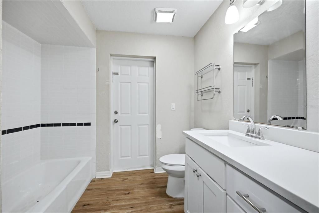 For Sale: $475,000 (3 beds, 2 baths, 2112 Square Feet)