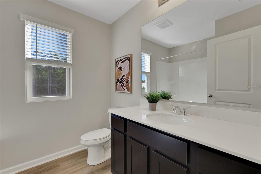 For Sale: $221,990 (3 beds, 2 baths, 1395 Square Feet)