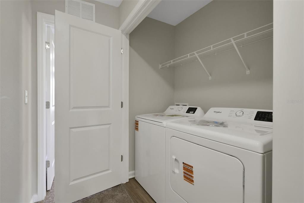 For Sale: $221,990 (3 beds, 2 baths, 1395 Square Feet)