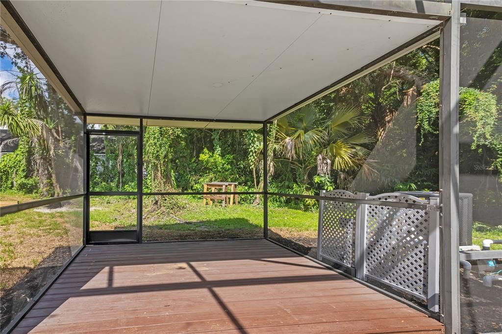 For Sale: $1,449,999 (6 beds, 5 baths, 4008 Square Feet)