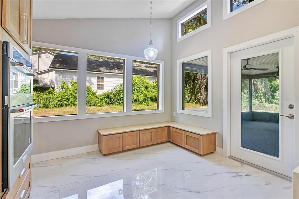For Sale: $1,449,999 (6 beds, 5 baths, 4008 Square Feet)