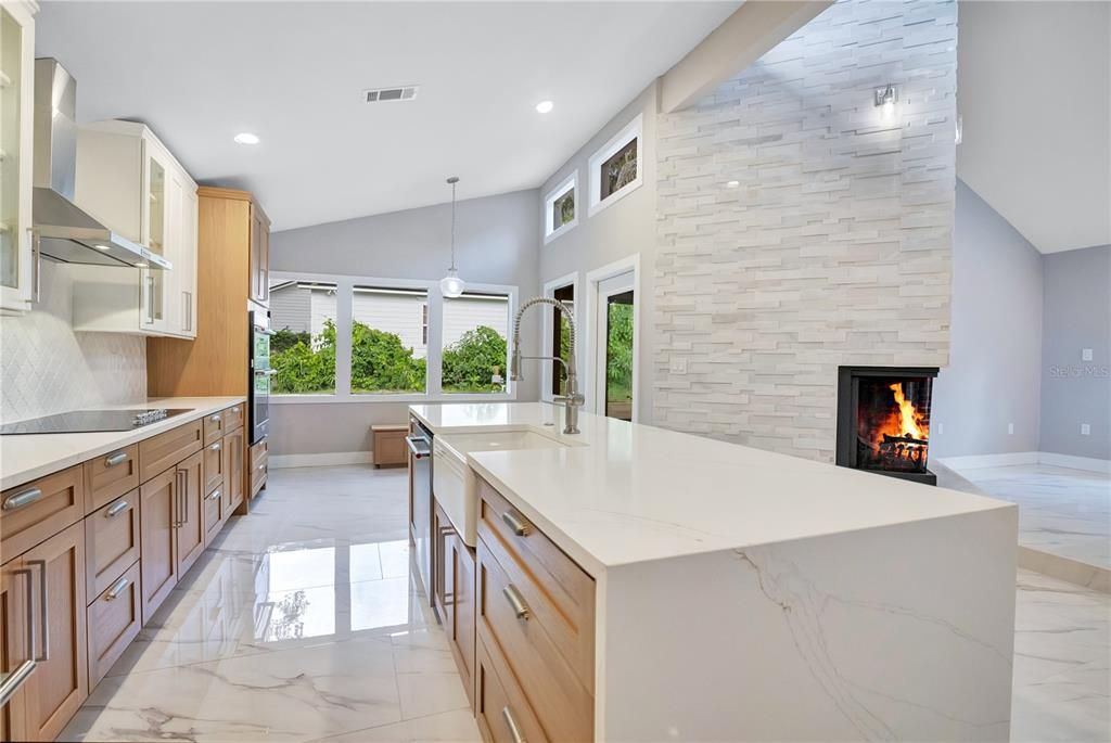 For Sale: $1,449,999 (6 beds, 5 baths, 4008 Square Feet)