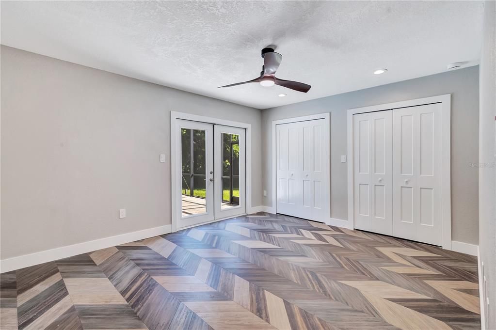 For Sale: $1,449,999 (6 beds, 5 baths, 4008 Square Feet)