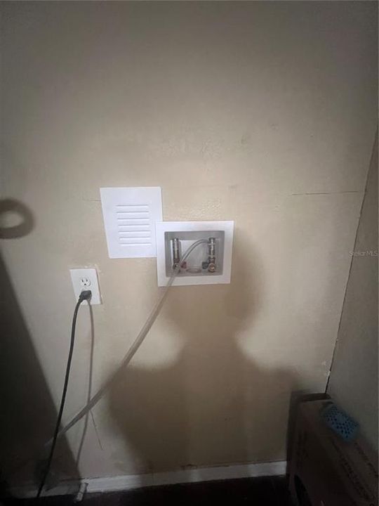 В аренду: $1,300 (1 спален, 1 ванн, 800 Квадратных фут)