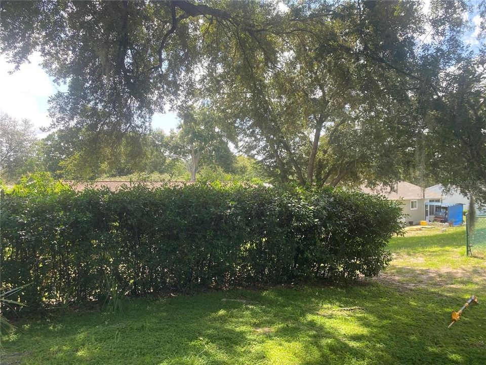For Sale: $159,900 (2 beds, 2 baths, 1086 Square Feet)