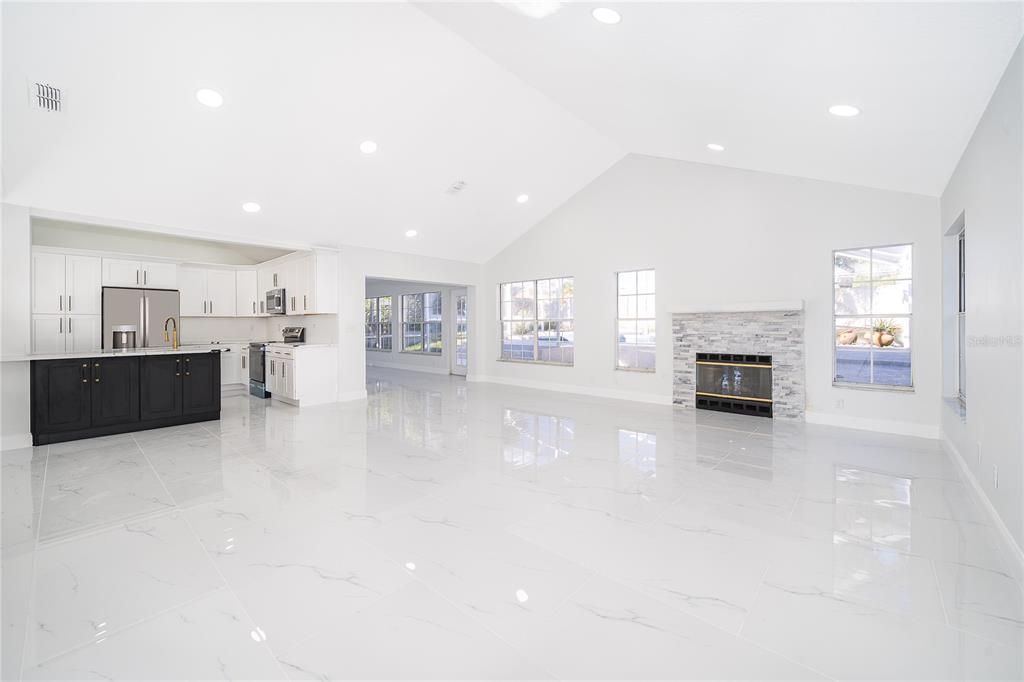На продажу: $539,900 (4 спален, 2 ванн, 2315 Квадратных фут)