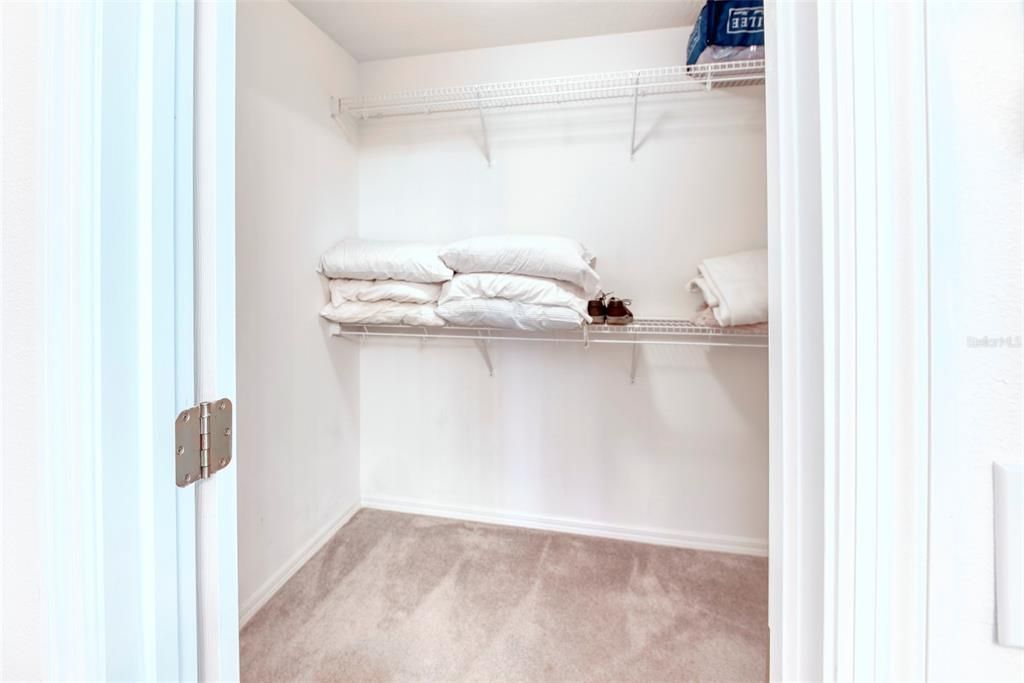 For Sale: $259,000 (2 beds, 2 baths, 1387 Square Feet)