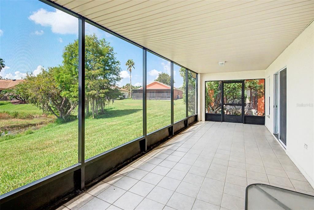 For Sale: $259,000 (2 beds, 2 baths, 1387 Square Feet)