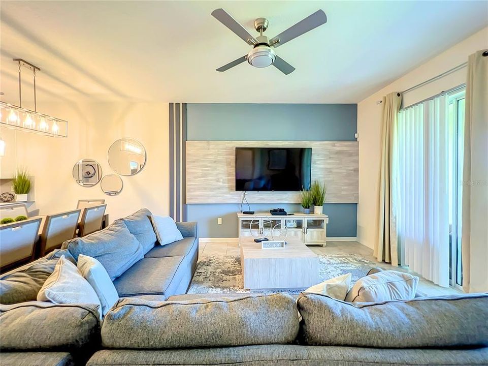 En Venta: $259,900 (2 camas, 2 baños, 1388 Pies cuadrados)