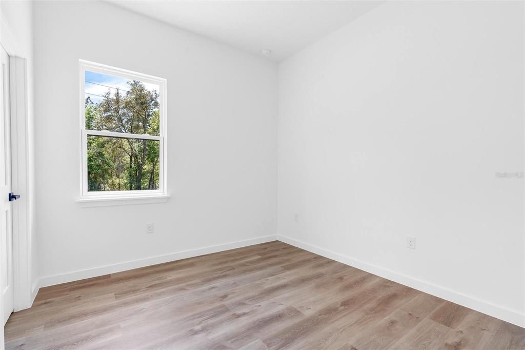 En Venta: $298,000 (4 camas, 3 baños, 1870 Pies cuadrados)
