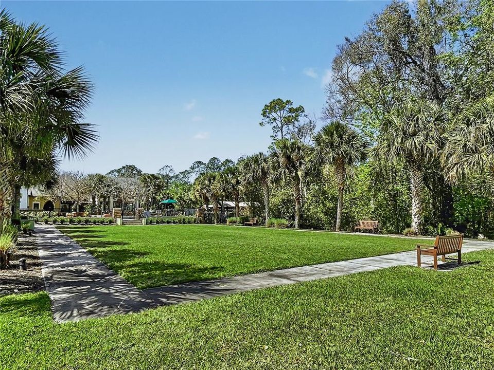 For Sale: $349,900 (2 beds, 2 baths, 1345 Square Feet)