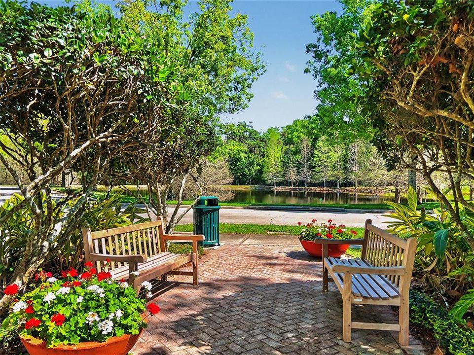 For Sale: $349,900 (2 beds, 2 baths, 1345 Square Feet)
