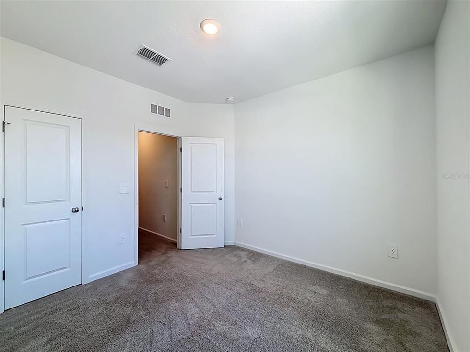 En Renta: $1,650 (3 camas, 2 baños, 1787 Pies cuadrados)
