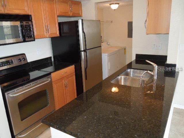 For Rent: $1,750 (2 beds, 2 baths, 998 Square Feet)