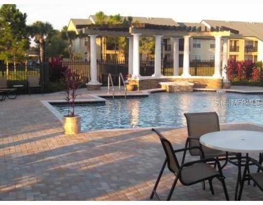 For Rent: $1,750 (2 beds, 2 baths, 998 Square Feet)