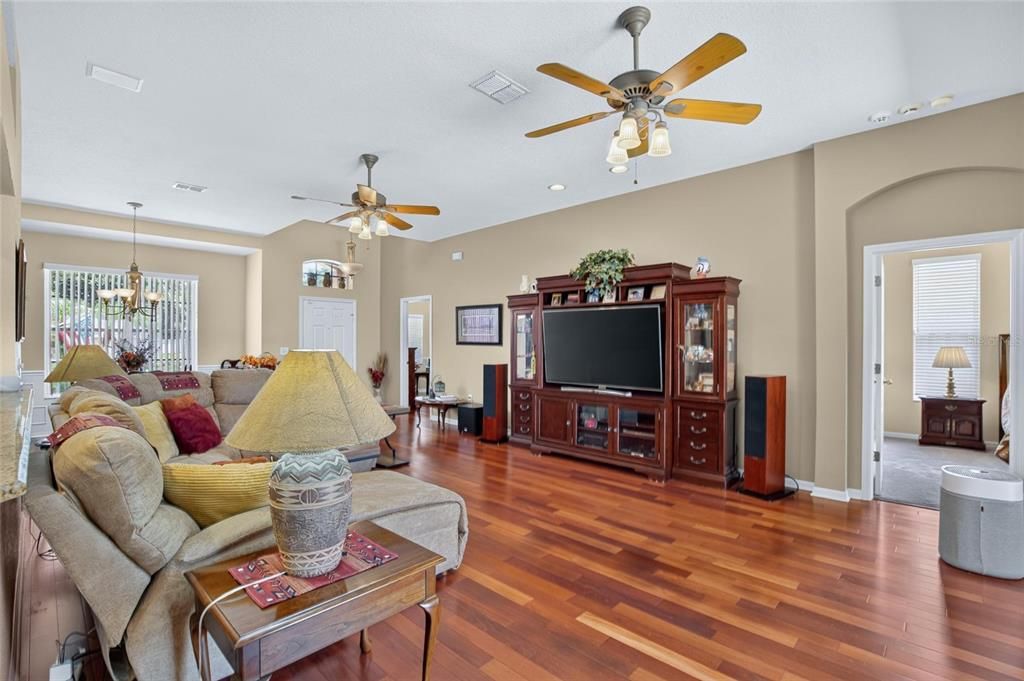 For Sale: $459,900 (3 beds, 2 baths, 2067 Square Feet)