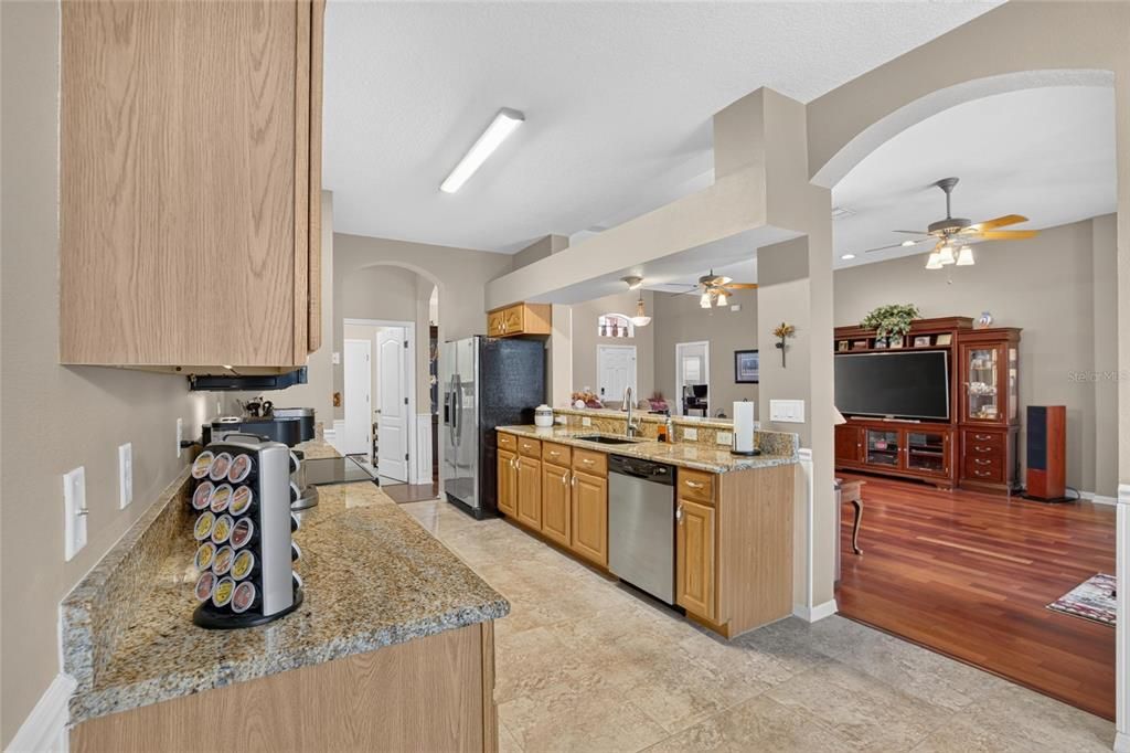 For Sale: $459,900 (3 beds, 2 baths, 2067 Square Feet)