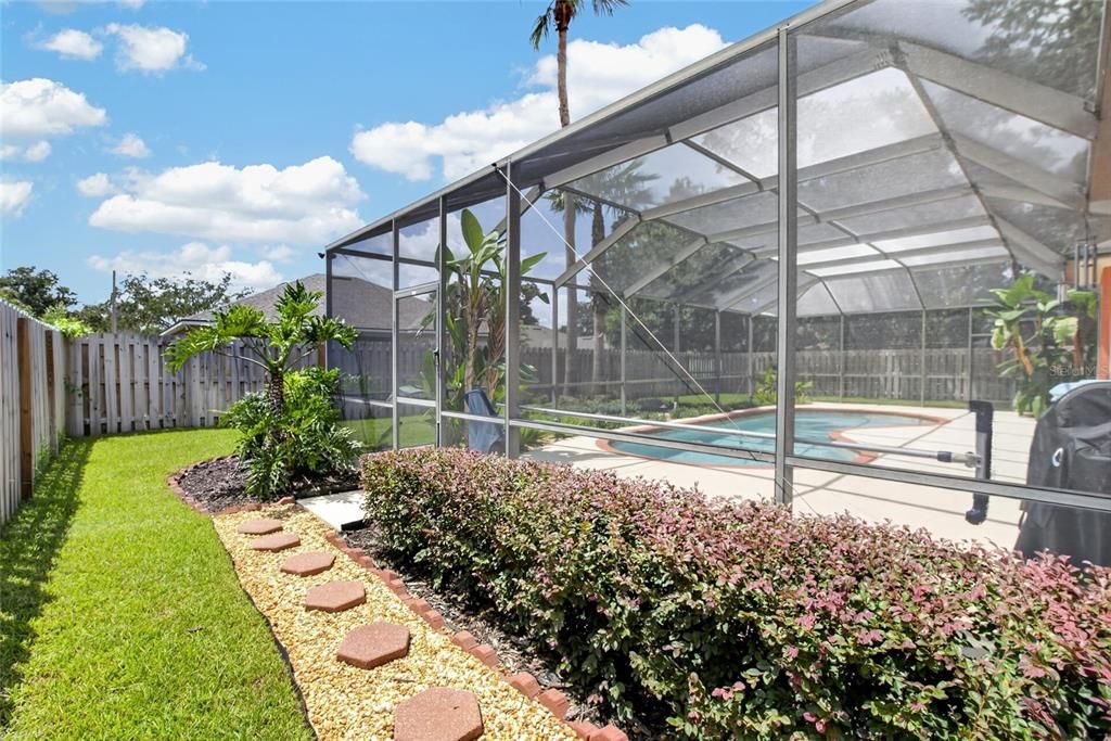 For Sale: $459,900 (3 beds, 2 baths, 2067 Square Feet)