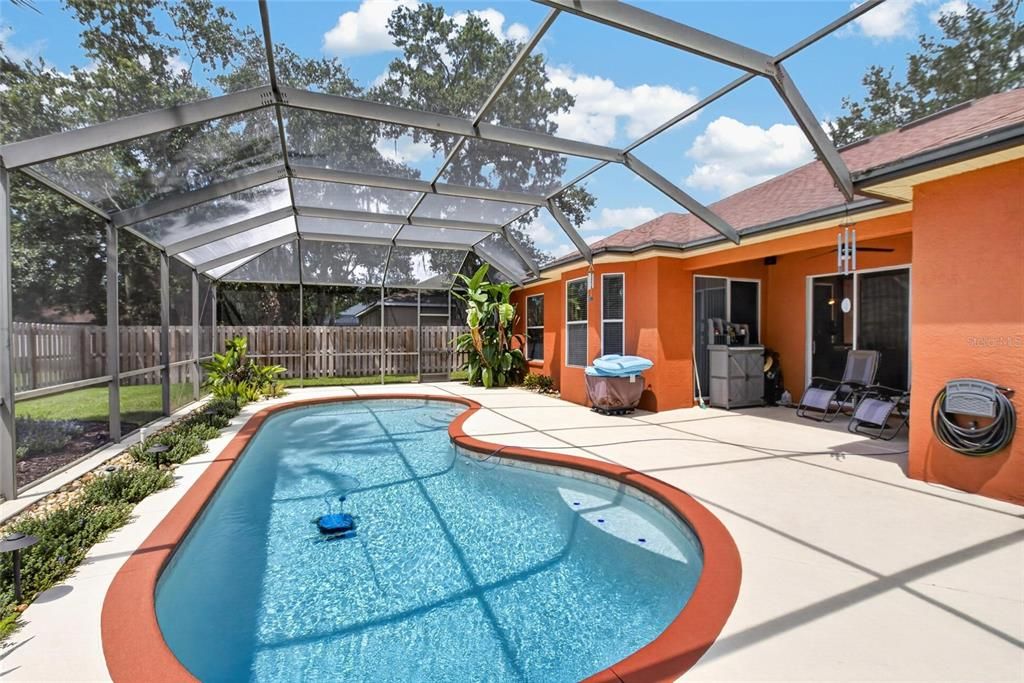 For Sale: $459,900 (3 beds, 2 baths, 2067 Square Feet)