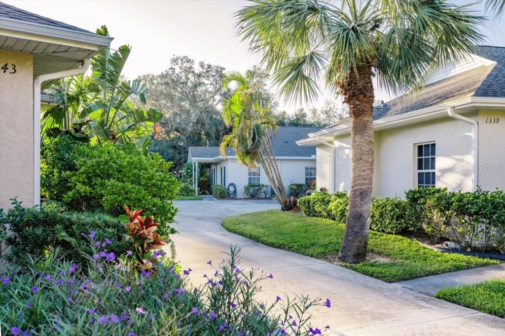 For Sale: $245,000 (2 beds, 2 baths, 1364 Square Feet)