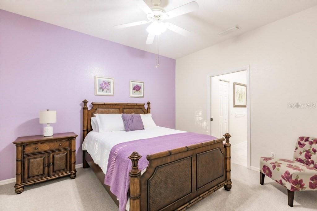 For Sale: $245,000 (2 beds, 2 baths, 1364 Square Feet)