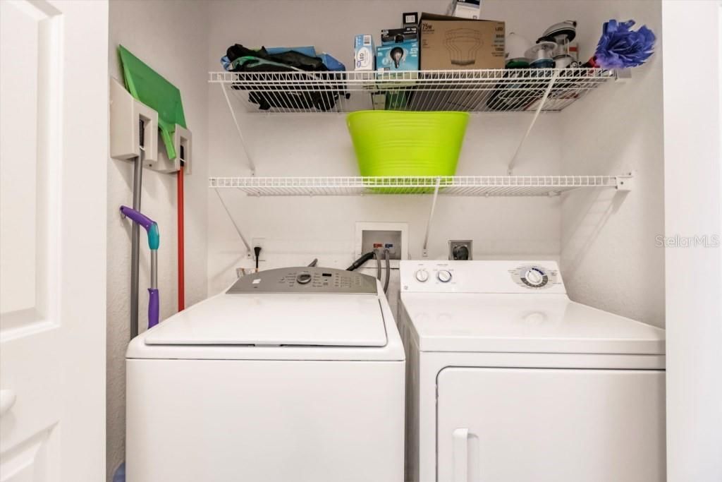 For Sale: $245,000 (2 beds, 2 baths, 1364 Square Feet)